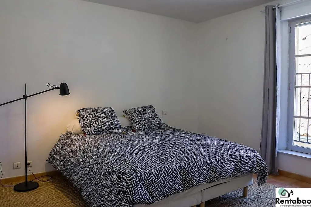 Maison De Ville أفينيون 0*,  فرنسا