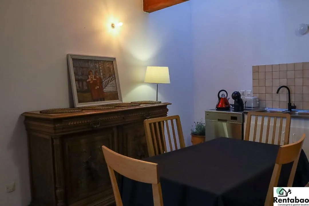 Maison De Ville أفينيون فرنسا