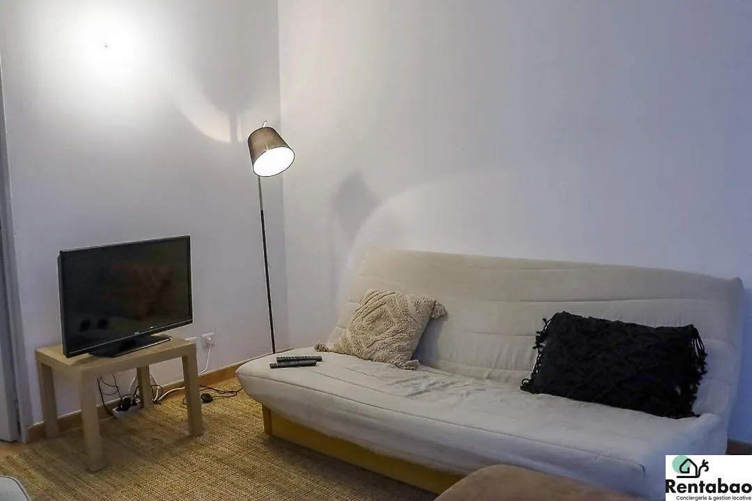 Maison De Ville أفينيون 0*,  فرنسا